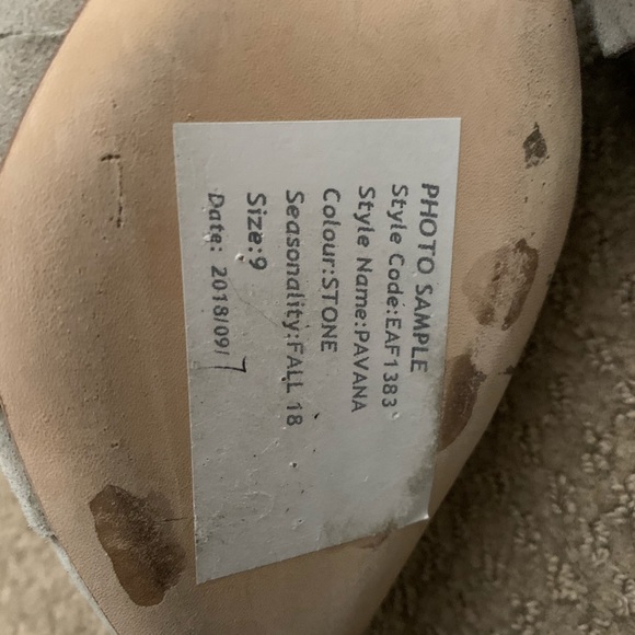 Etienne Aigner
Pavana Knot Mule - Picture 5 of 5